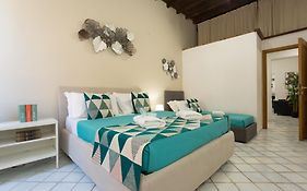 San Peter Borgo 68
